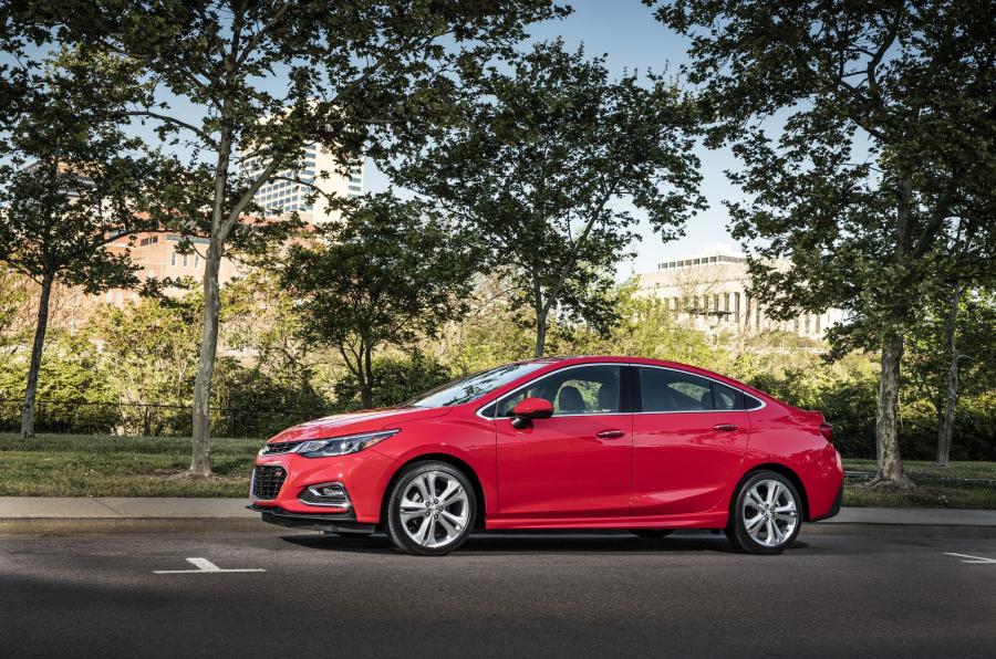  Chevrolet Cruze Premier RS 2016 года  (фото 33 из 34)